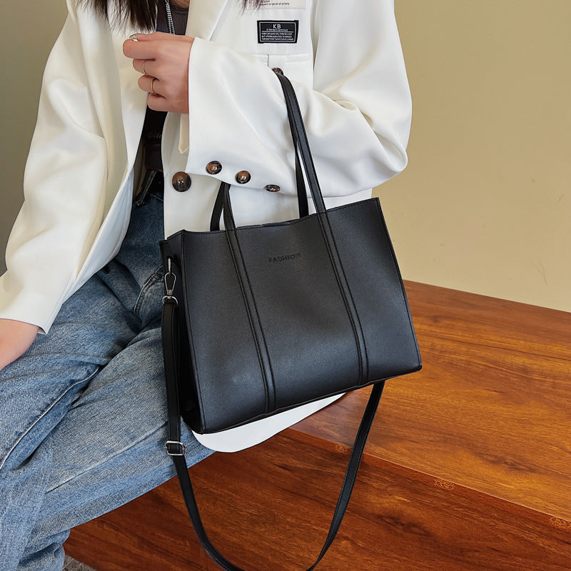Large Capacity Bag Women's Spring New Fashion