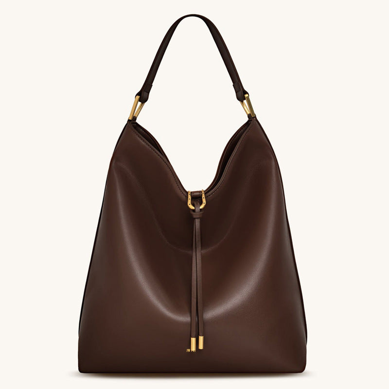 Tote bag armpit