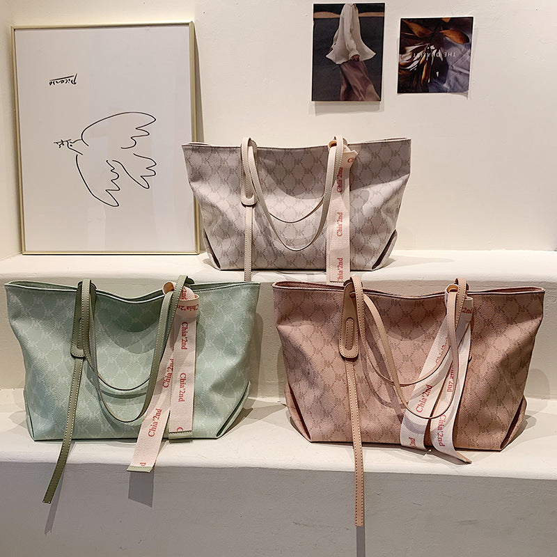 Hand Held Shoulder Bag New Underarm Large Bag
